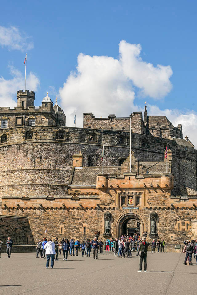 Edinburgh Castle at the top of the Royal Mile