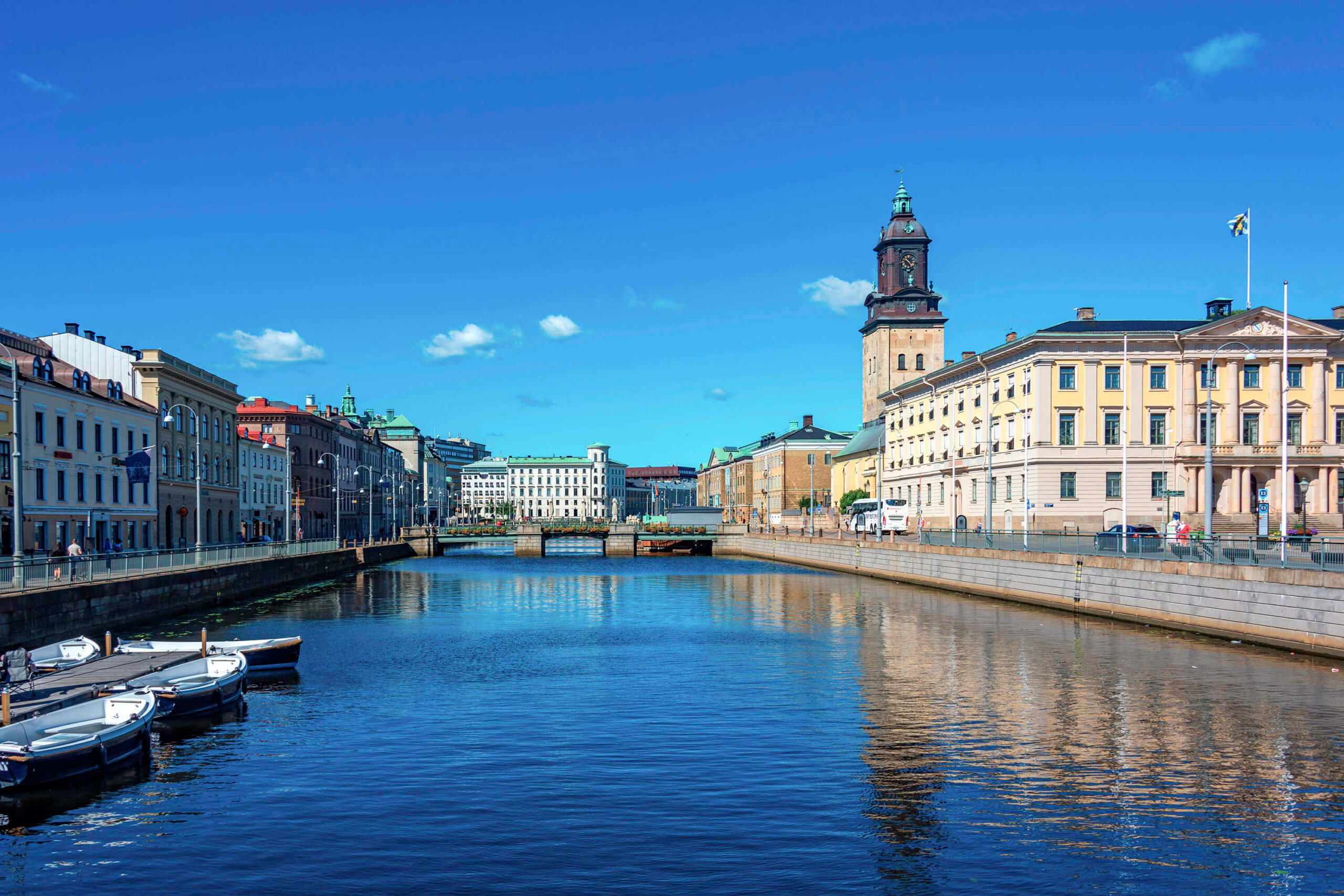 Gothenburg's central canal and historic core — a guide for first-time visitors