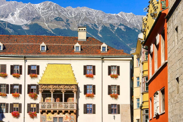 innsbruckt1_promo_3-1.jpg