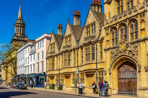 oxfordt1_promo_1-3.jpg